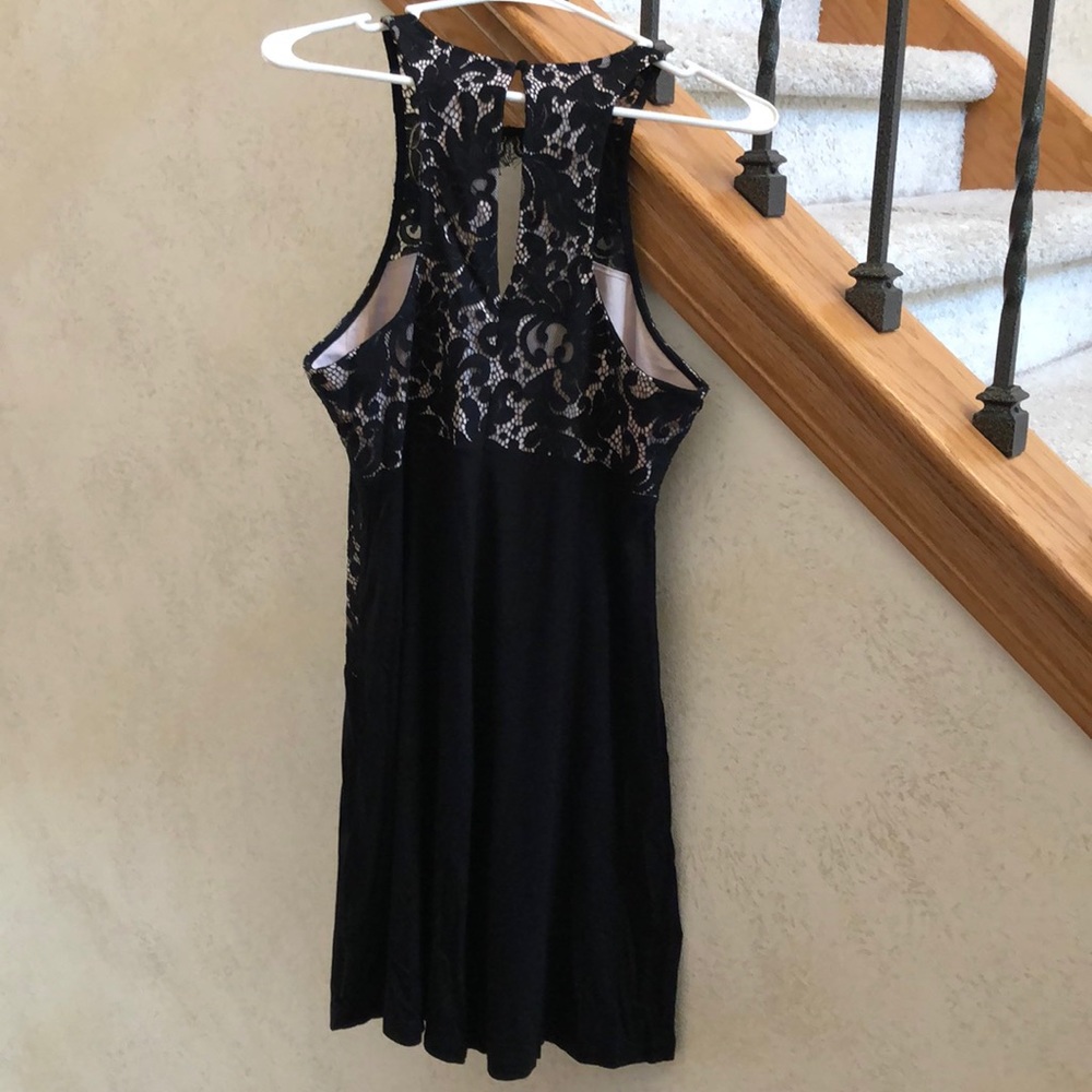 Express Dress - Picture 4 of 4